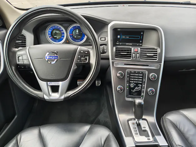 Volvo XC60 D5 AWD R-Design Geartronic