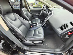 Volvo XC60 D5 AWD R-Design Geartronic