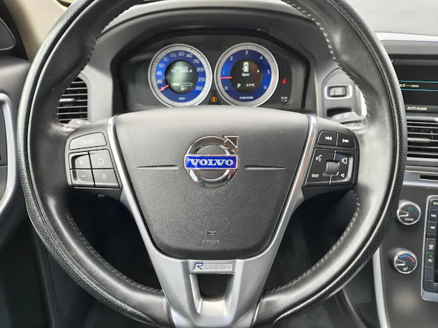 Volvo XC60 D5 AWD R-Design Geartronic