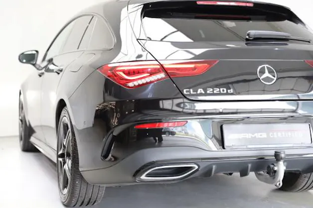 Mercedes-Benz CLA SB 220d AMG Line 4M