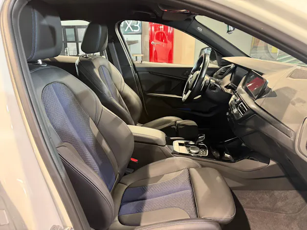 BMW M135i xDrive Steptronic