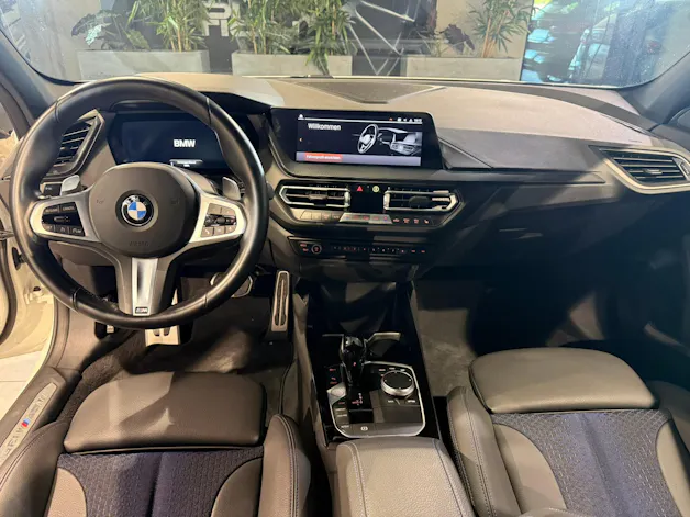 BMW M135i xDrive Steptronic