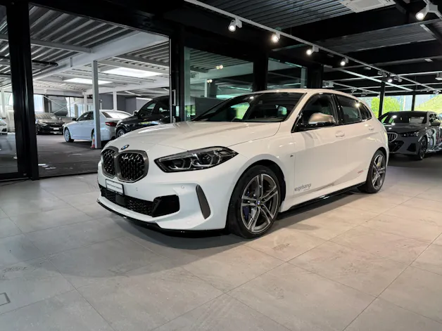 BMW M135i xDrive Steptronic