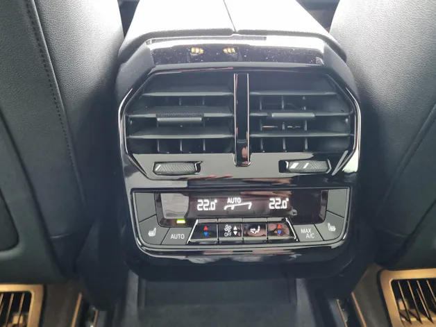 BMW iX xDrive50