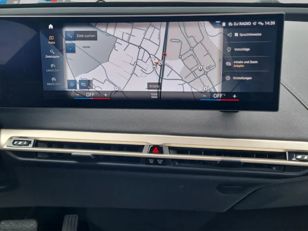 BMW iX xDrive50