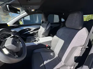 Peugeot 3008 145 e-DSC6 Hybrid Allure Premium