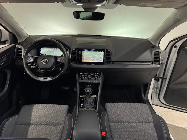 Škoda Karoq 2.0 TDI CR Style 4x4 DSG | AHK 2100Kg | 1.Hand