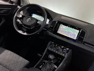 Škoda Karoq 2.0 TDI CR Style 4x4 DSG | AHK 2100Kg | 1.Hand