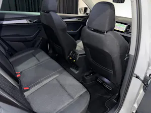Škoda Karoq 2.0 TDI CR Style 4x4 DSG | AHK 2100Kg | 1.Hand