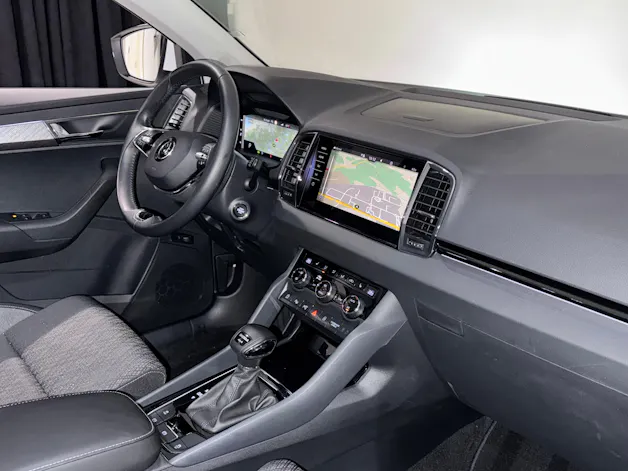 Škoda Karoq 2.0 TDI CR Style 4x4 DSG | AHK 2100Kg | 1.Hand