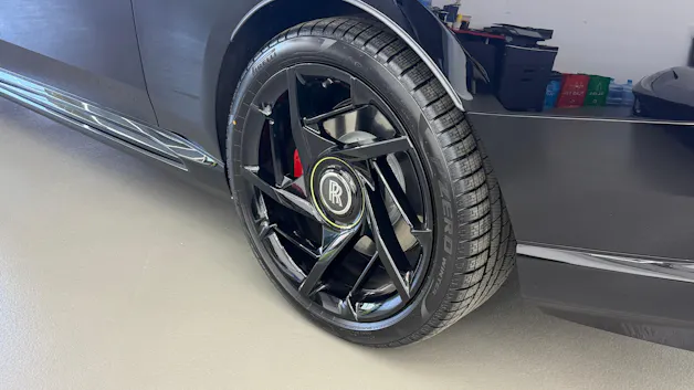 Rolls Royce ROLLS-ROYCE Spectre Black Badge