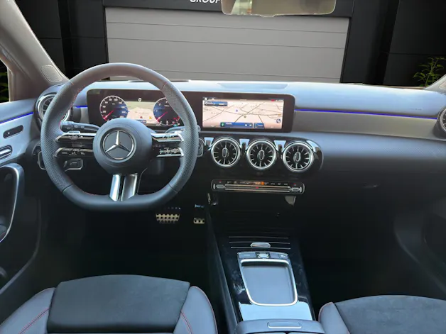 Mercedes-Benz A 180 d 8G-DCT