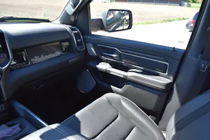 Dodge RAM 1500 CrewCab Laramie Night 3.0 Hurricane