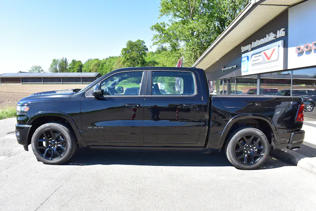 Dodge RAM 1500 CrewCab Laramie Night 3.0 Hurricane