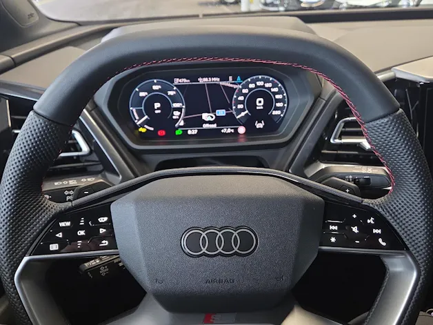 Audi Q4 e-tron 45 Edition Swiss Ski quattro