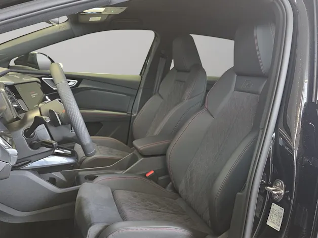 Audi Q4 e-tron 45 Edition Swiss Ski quattro