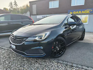 Opel Astra 1.6i Turbo OPC Line Automatic