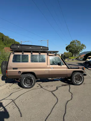 Toyota Land Cruiser 400 Hdt Long 4.2D
