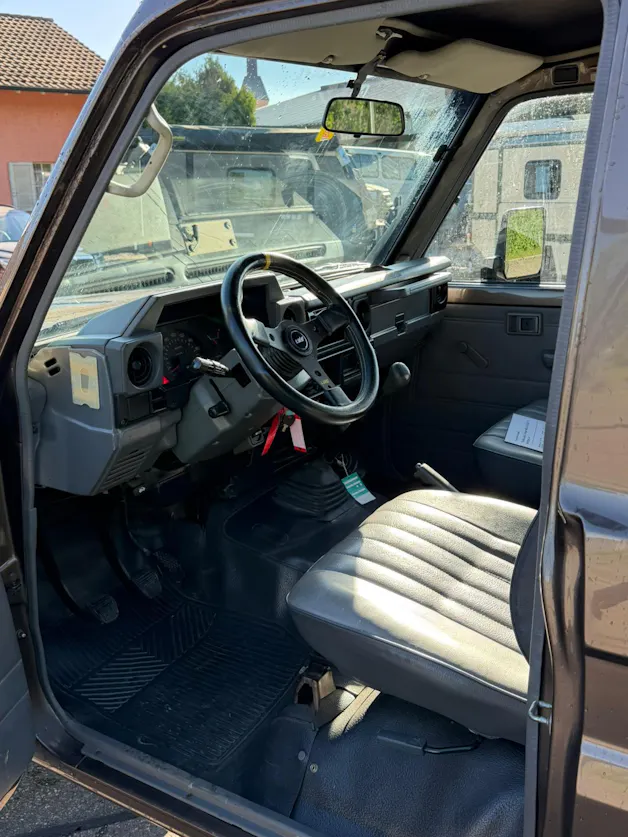 Toyota Land Cruiser 400 Hdt Long 4.2D