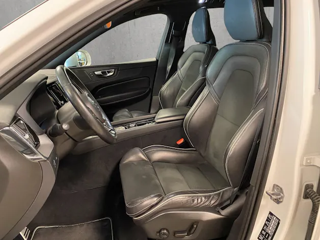 Volvo XC60 T5 AWD R-Design Geartronic