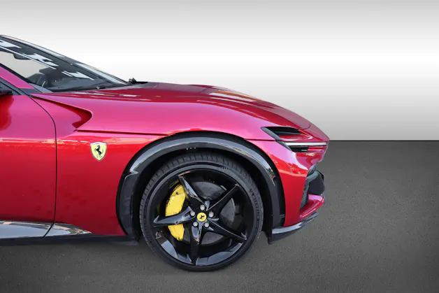 Ferrari Purosangue 6.5 V12