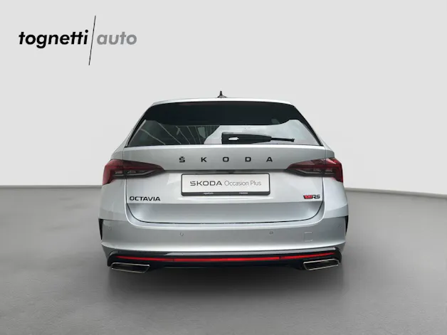 Škoda Octavia Combi 2.0 TSI DSG RS