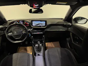 Peugeot 2008 1.2 PureTech Active Pack | CH | 1.Hand |