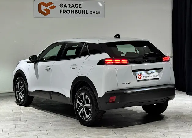 Peugeot 2008 1.2 PureTech Active Pack | CH | 1.Hand |