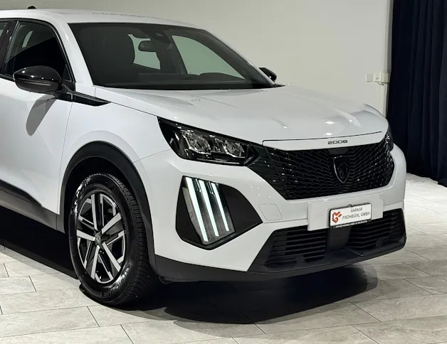 Peugeot 2008 1.2 PureTech Active Pack | CH | 1.Hand |