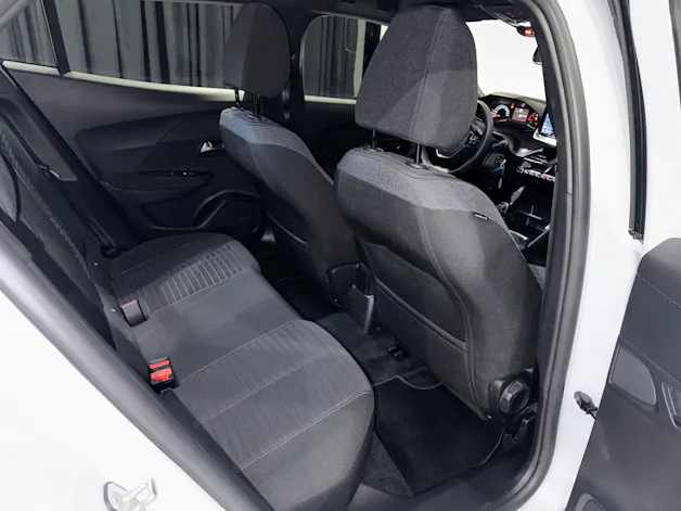 Peugeot 2008 1.2 PureTech Active Pack | CH | 1.Hand |