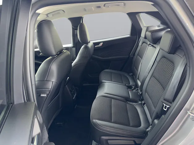 Ford Kuga 2.5 Hybrid Titanium X 4x4