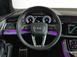 Audi Q8 55 TFSI e quattro PHEV tiptronic