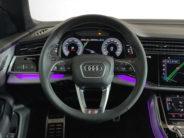Audi Q8 55 TFSI e quattro PHEV tiptronic