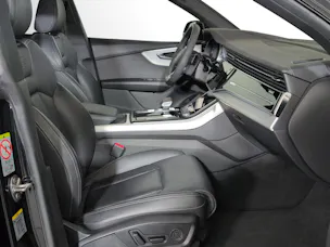 Audi Q8 55 TFSI e quattro PHEV tiptronic