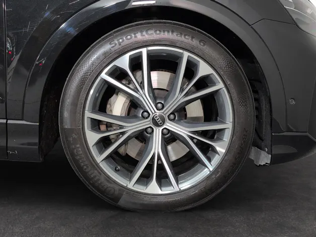 Audi Q8 55 TFSI e quattro PHEV tiptronic
