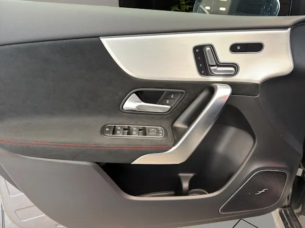 Mercedes-Benz A 220 4Matic 8G-DCT