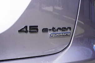 Audi Q4 Sportback e-tron 45 quattro S-LINE!!!