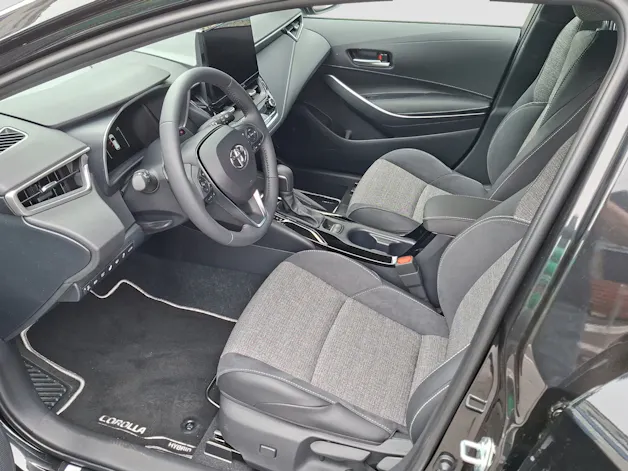 Toyota Corolla Touring Sports 2.0 HSD Swiss Edition