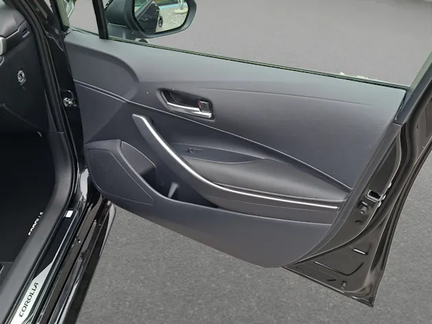 Toyota Corolla Touring Sports 2.0 HSD Swiss Edition