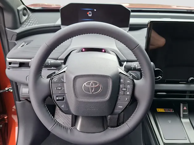 Toyota C-HR+ Premium AWD