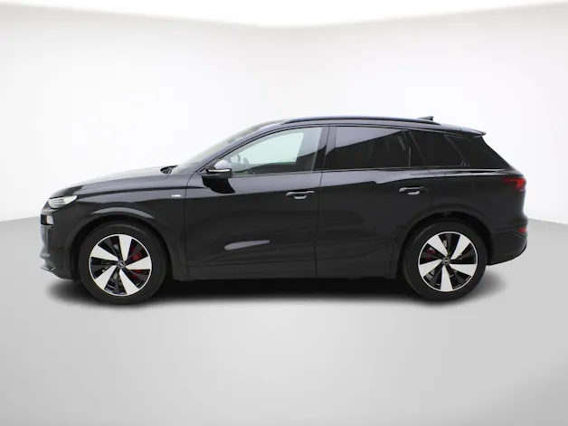 Audi Q6 e-tron S line quattro