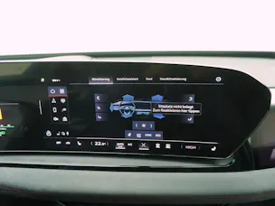 Audi Q6 e-tron S line quattro