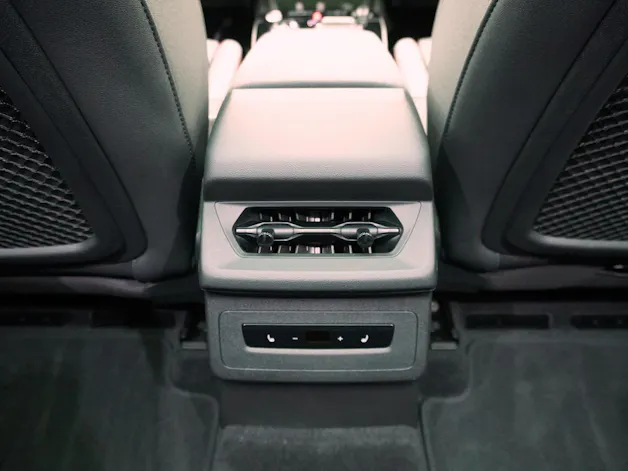 Audi Q6 e-tron S line quattro