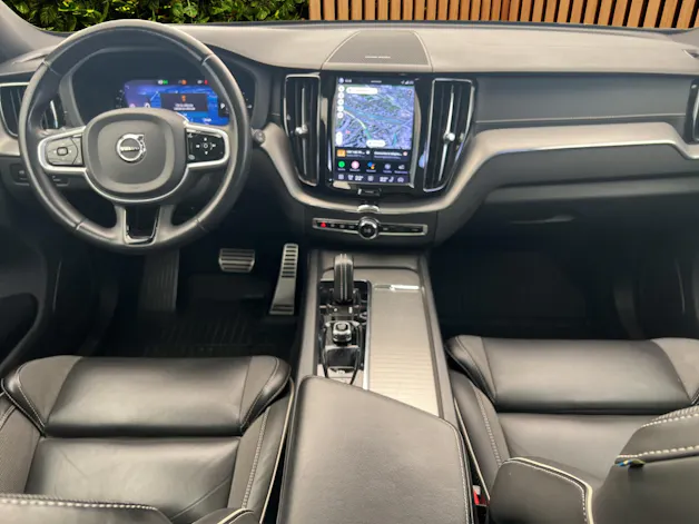 Volvo XC60 T6 eAWD R-Design Geartronic (CH)