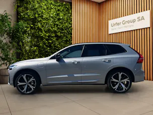 Volvo XC60 T6 eAWD R-Design Geartronic (CH)
