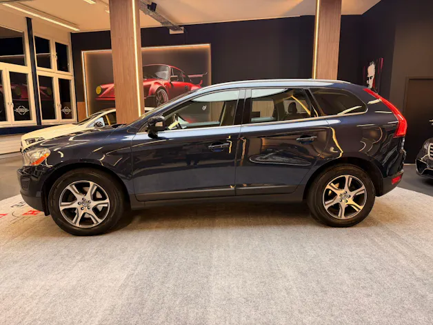 Volvo XC60 2.4 D5 Summum AWD