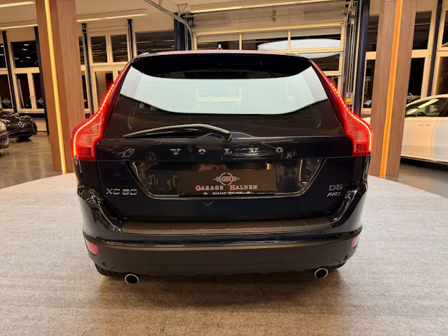 Volvo XC60 2.4 D5 Summum AWD