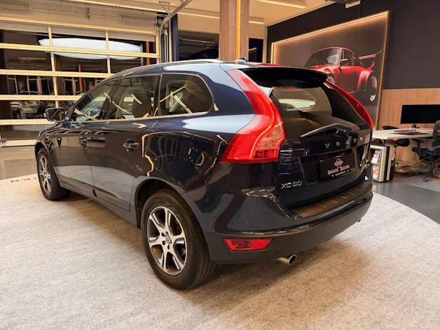 Volvo XC60 2.4 D5 Summum AWD