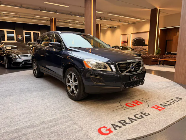 Volvo XC60 2.4 D5 Summum AWD
