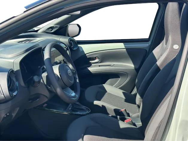 Toyota Aygo X 1.5 VVT-i HSD Style